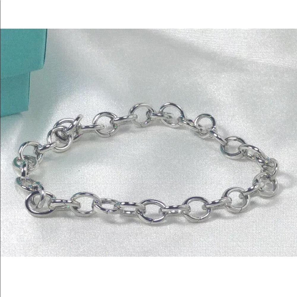 Tiffany&Co Platinum Clasping Link Bracelet 7.5”